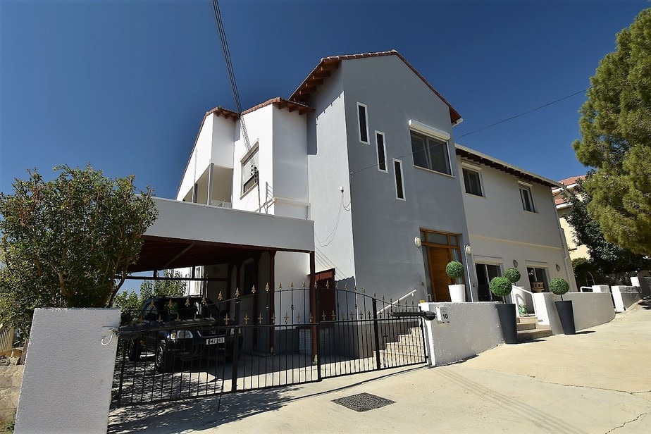 5 Bedroom Villa for Sale in Limassol District