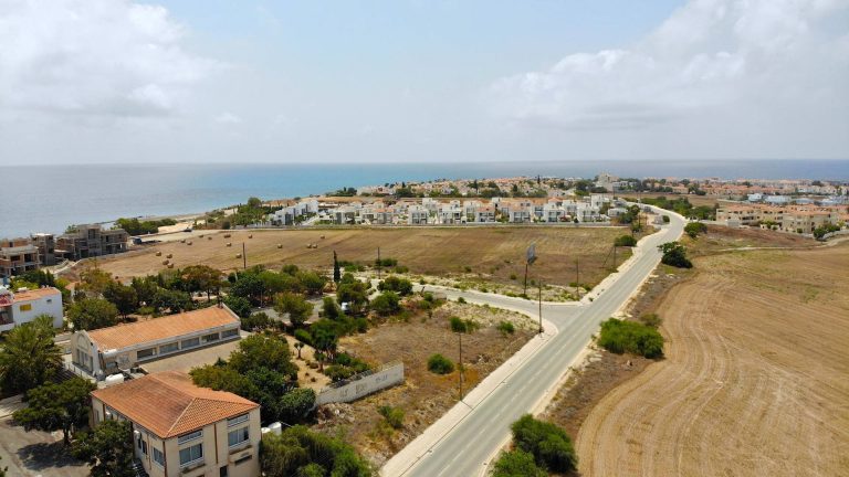 Faros Beach Villas