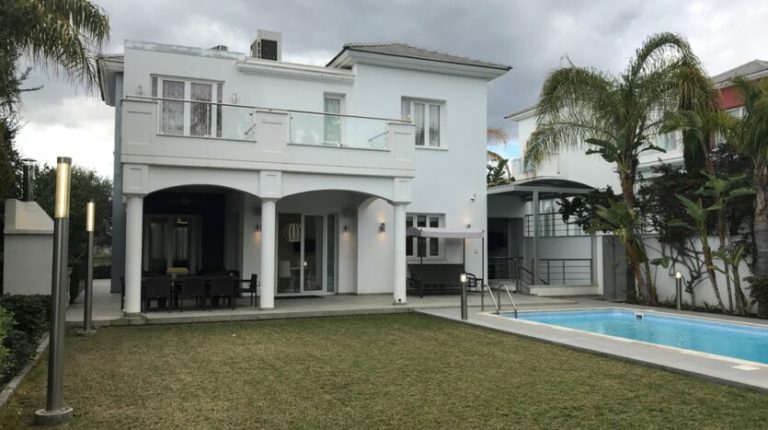 5 Bedroom Villa for Sale in Limassol District