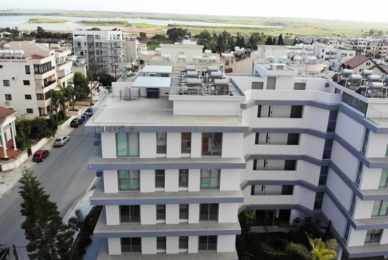 Plus 1 Residence