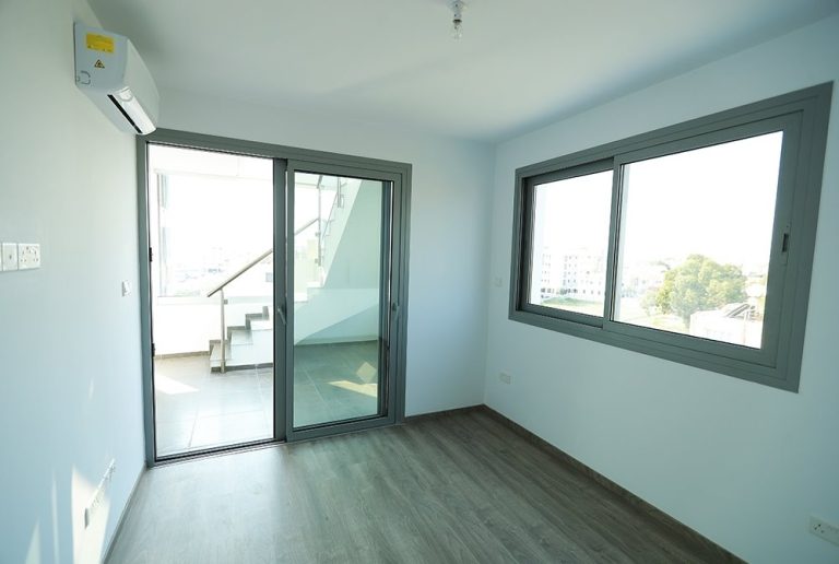 Plus 11 Residence