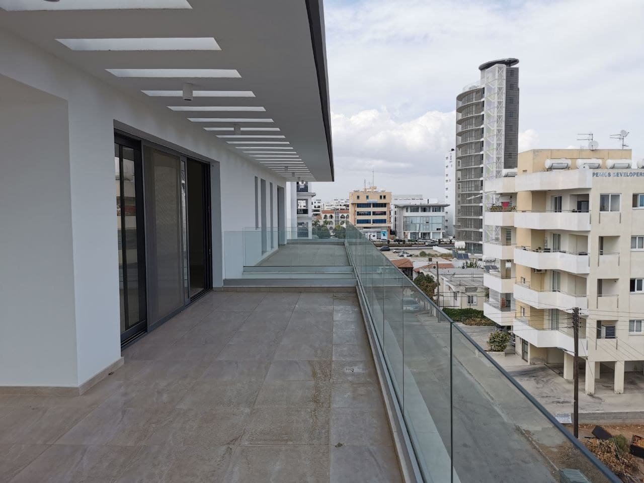 Plus 12 Residence