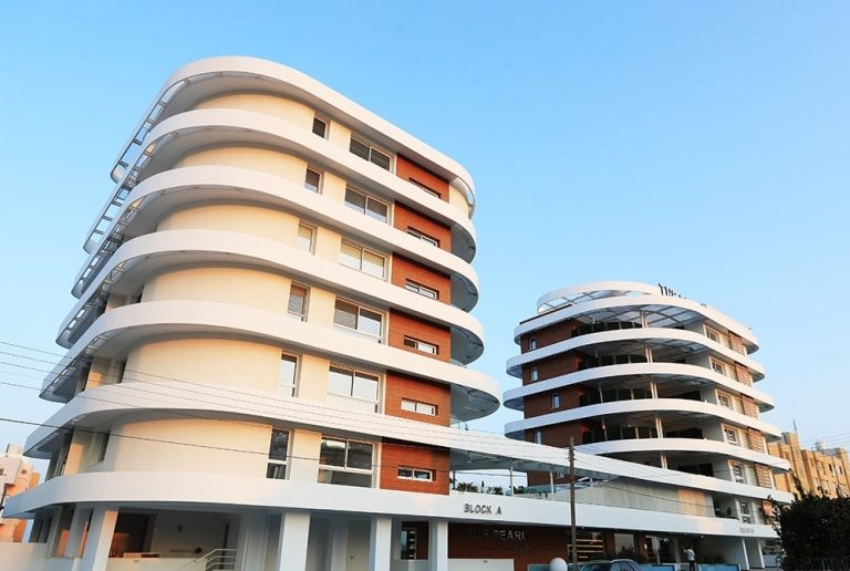 Plus 6 The Pearl of Mackenzie