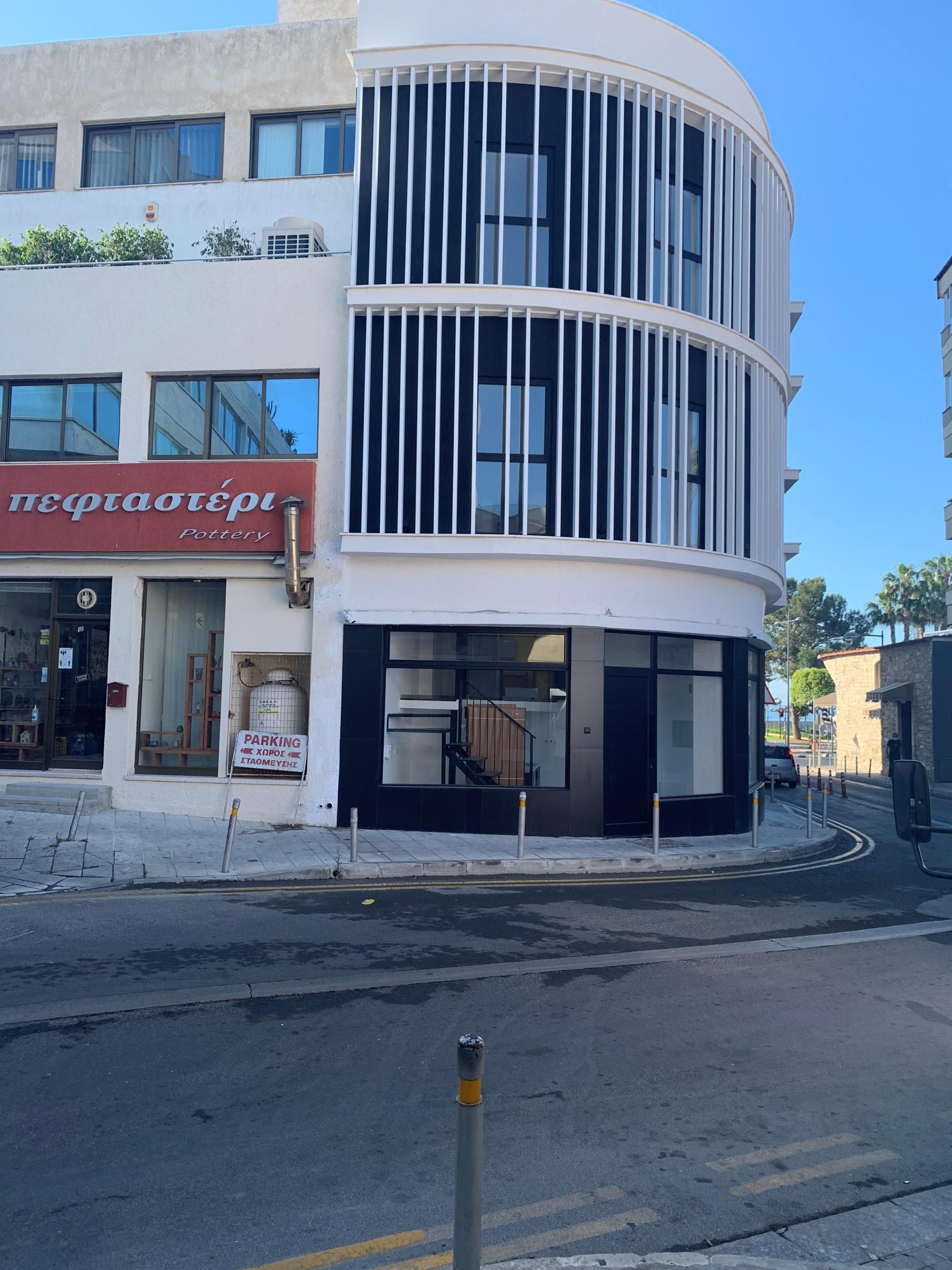 107m² Office for Sale in Limassol – Sea Front, Molos