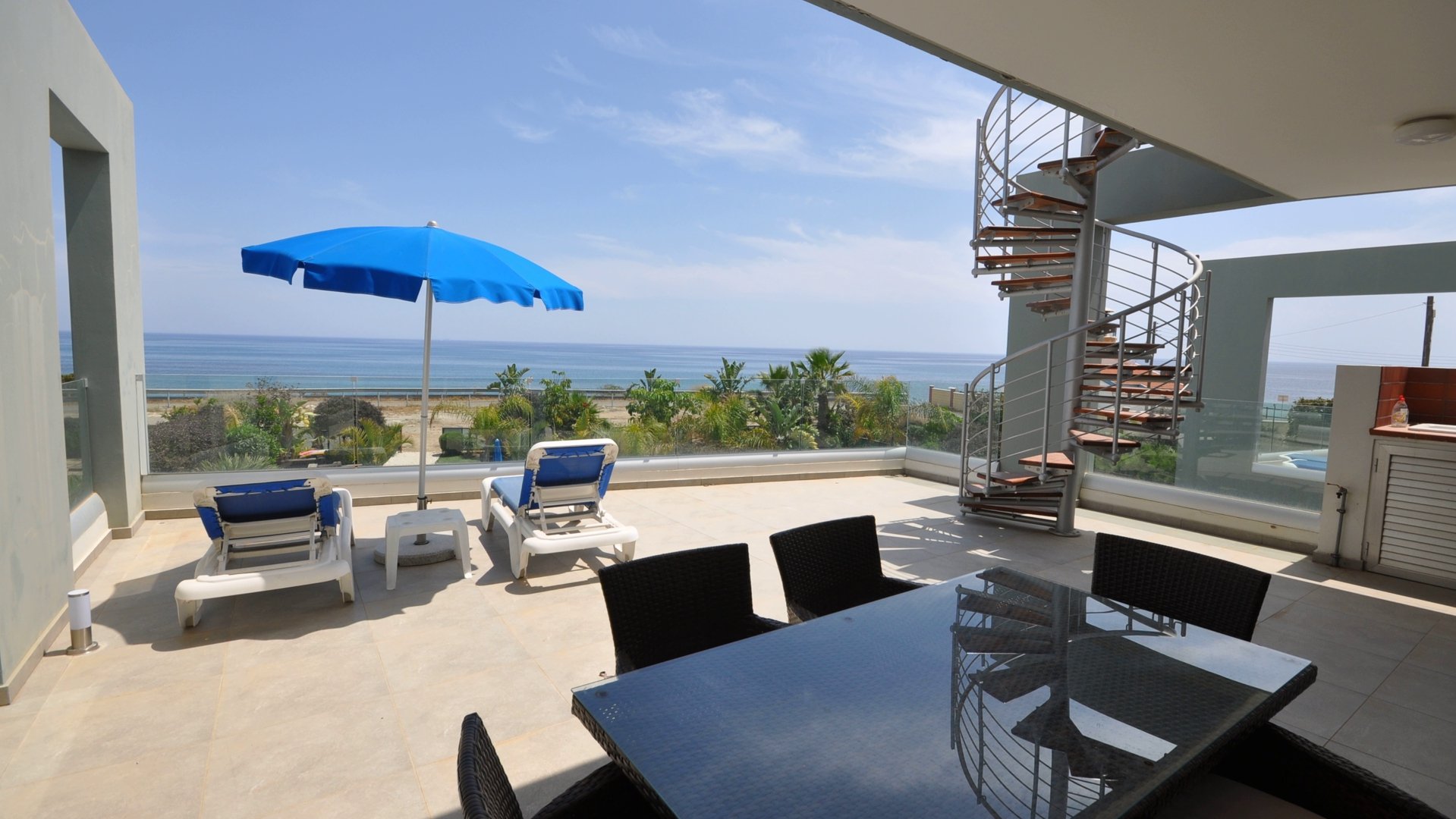 Faros Luxury Apartments