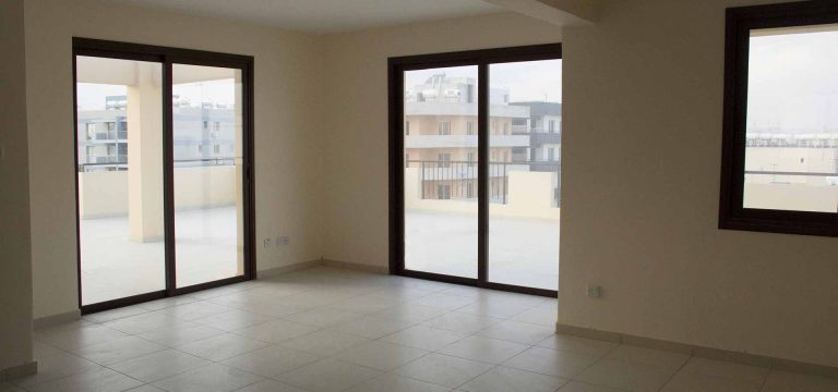 Elpida Court