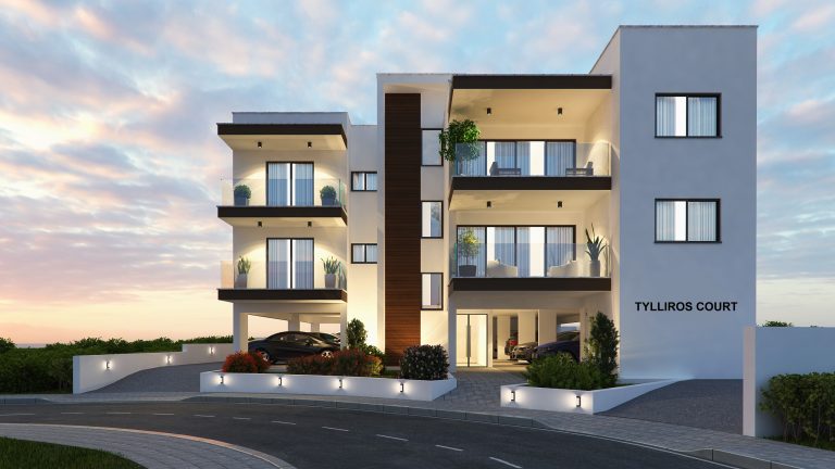 Tylliros Court