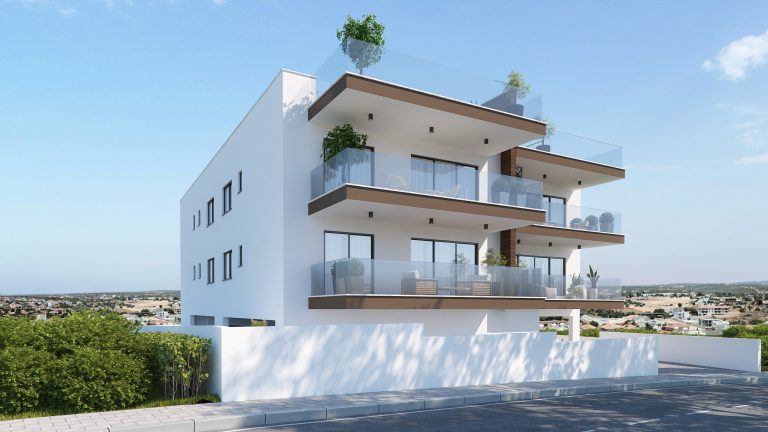 Tylliros Court