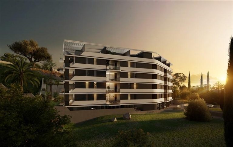 3 Bedroom Apartment for Sale in Agios Tychonas, Limassol District