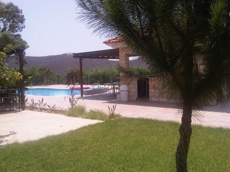 6+ Bedroom House for Sale in Alassa, Limassol District