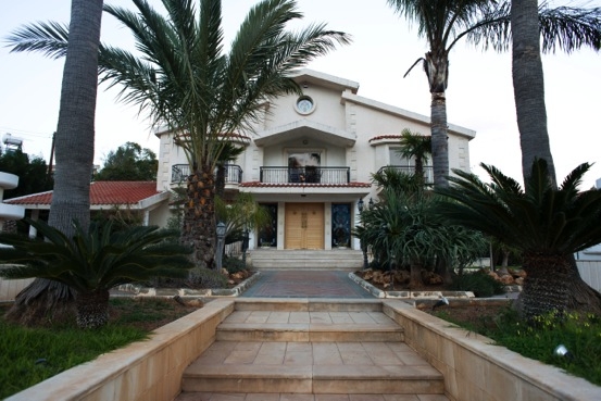 5 Bedroom House for Sale in Erimi, Limassol District