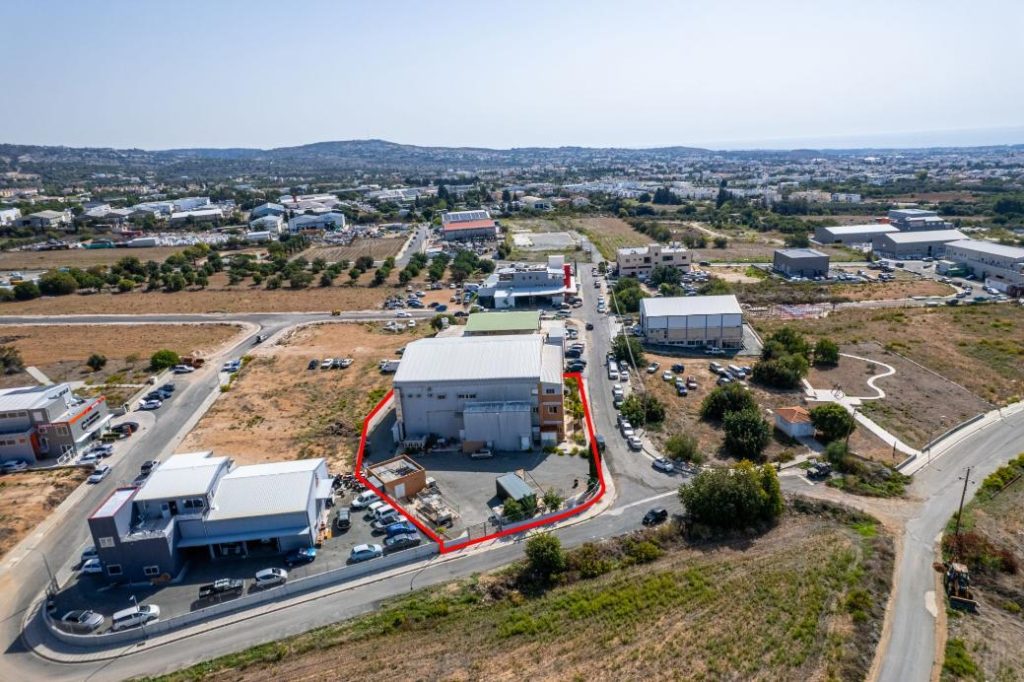 1375m² Building for Sale in Tremithousa, Paphos District