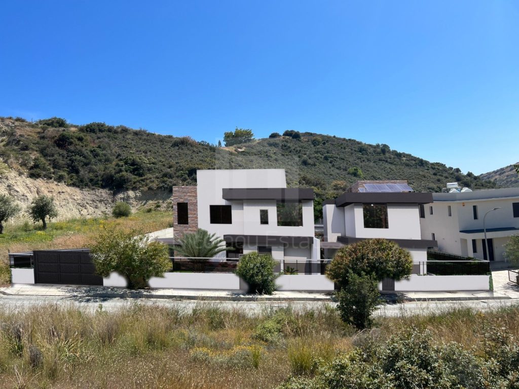 834m² Plot for Sale in Agios Tychonas, Limassol District