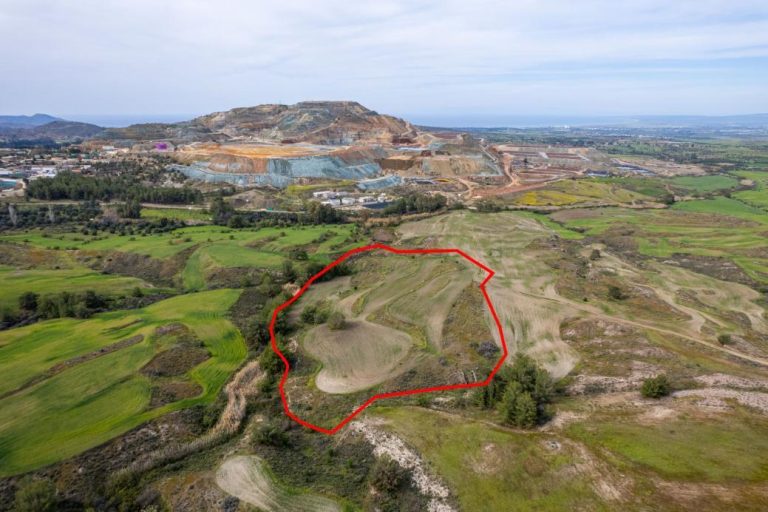31,104m² Plot for Sale in Linou, Nicosia District