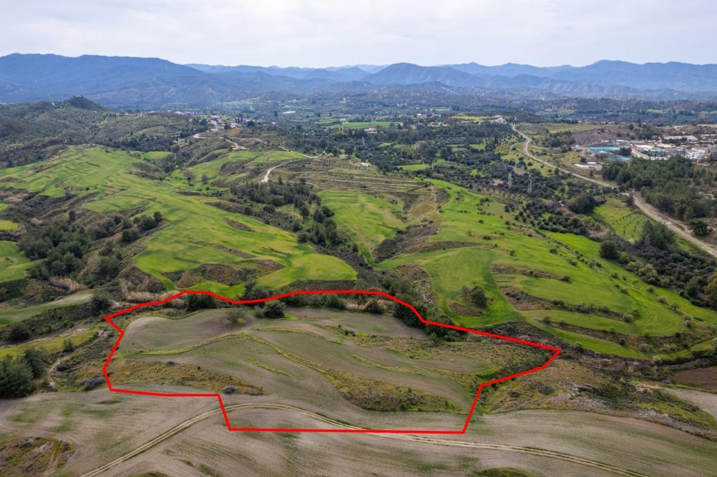 31,104m² Plot for Sale in Linou, Nicosia District