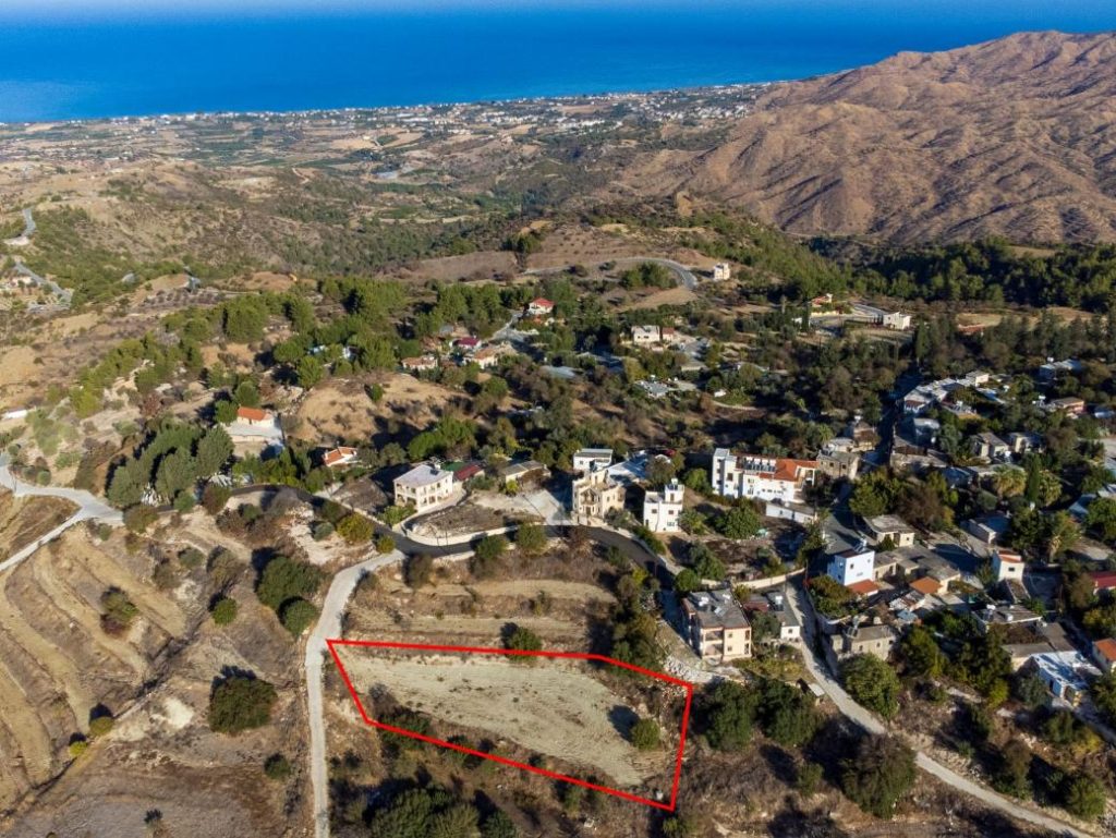 2,342m² Plot for Sale in Kynousa, Paphos District