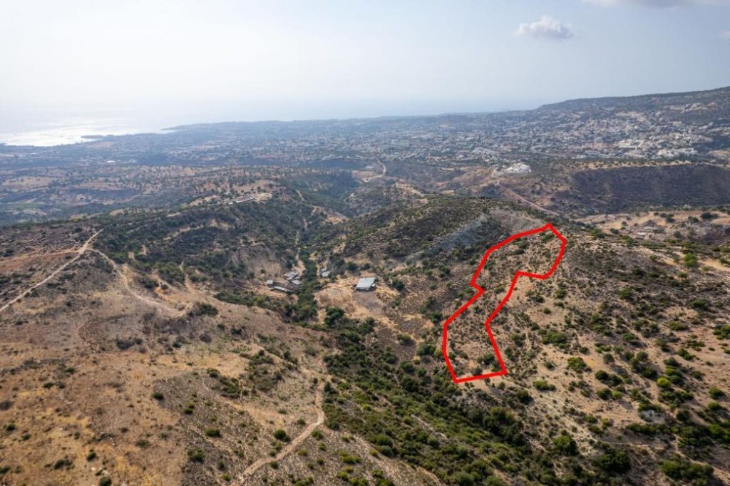 20,068m² Plot for Sale in Peyia, Paphos District