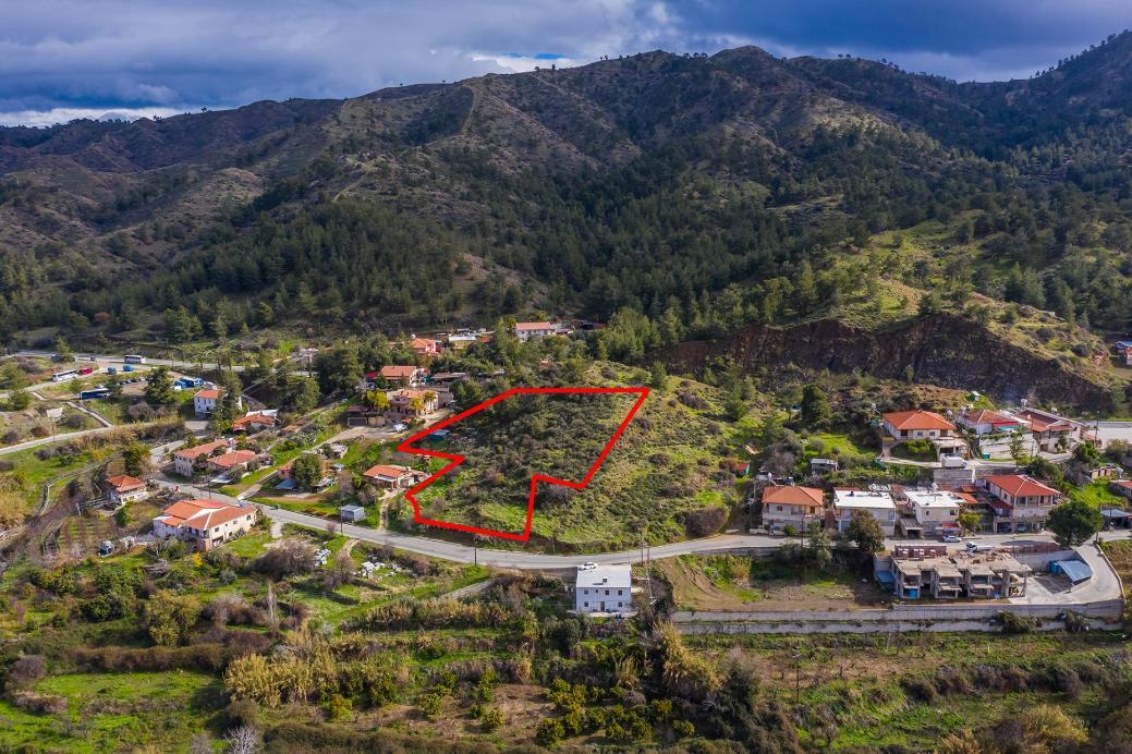 4,140m² Plot for Sale in Temvria, Nicosia District