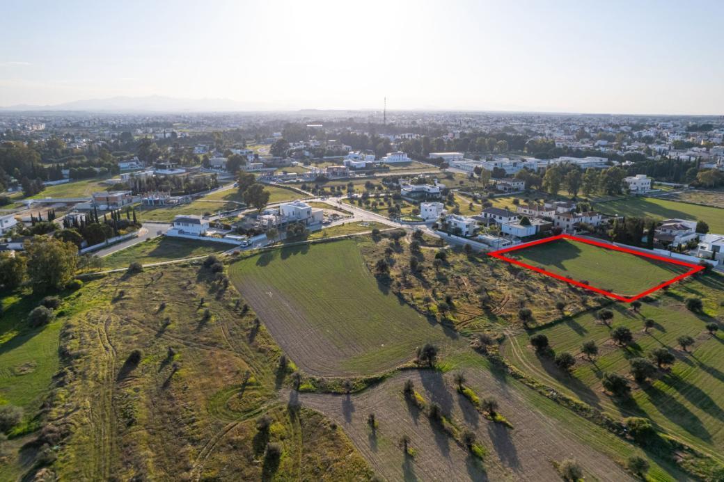 3,336m² Plot for Sale in Strovolos, Nicosia District