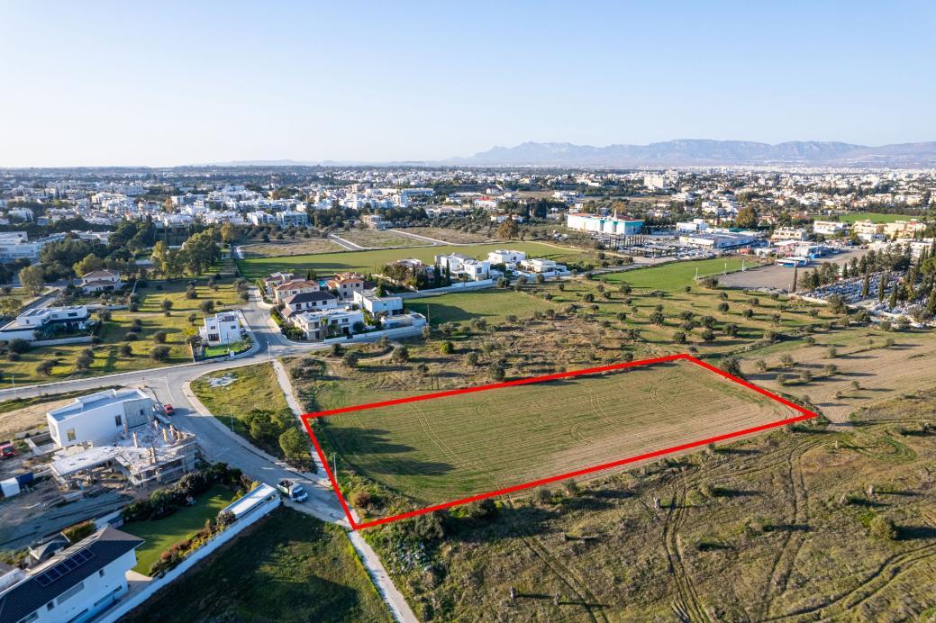 4,701m² Plot for Sale in Strovolos, Nicosia District