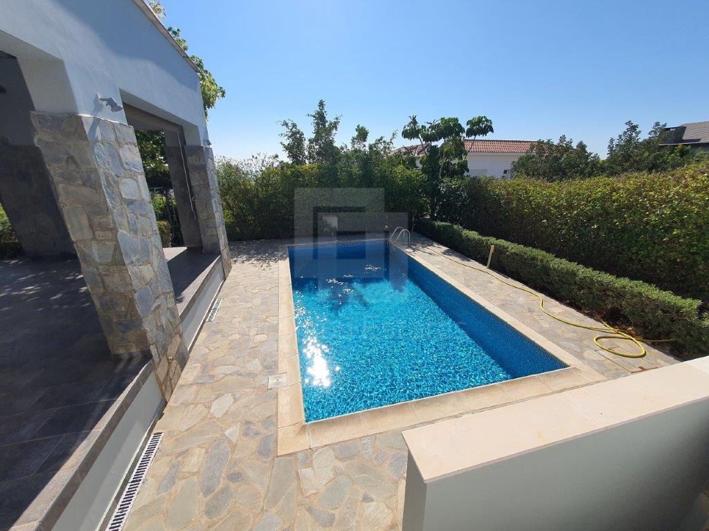 5 Bedroom House for Sale in Limassol – Agios Athanasios