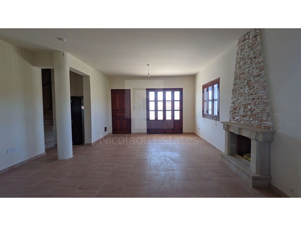 6+ Bedroom House for Sale in Pachna, Limassol District