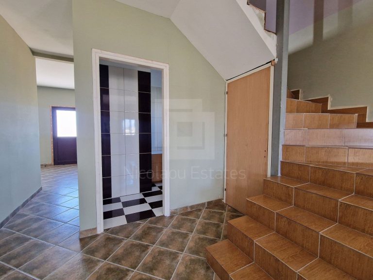 3 Bedroom House for Sale in Kokkinotrimithia, Nicosia District