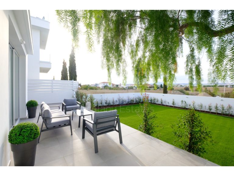 4 Bedroom House for Sale in Dromolaxia, Larnaca District