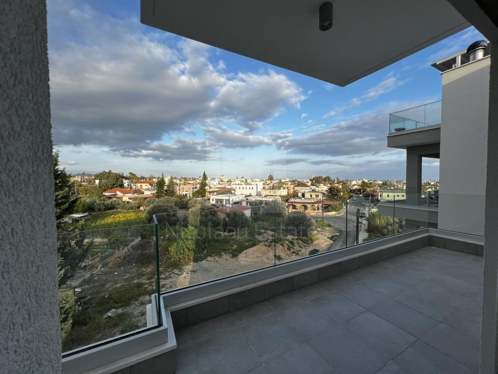 3 Bedroom Apartment for Sale in Kato Polemidia, Limassol District