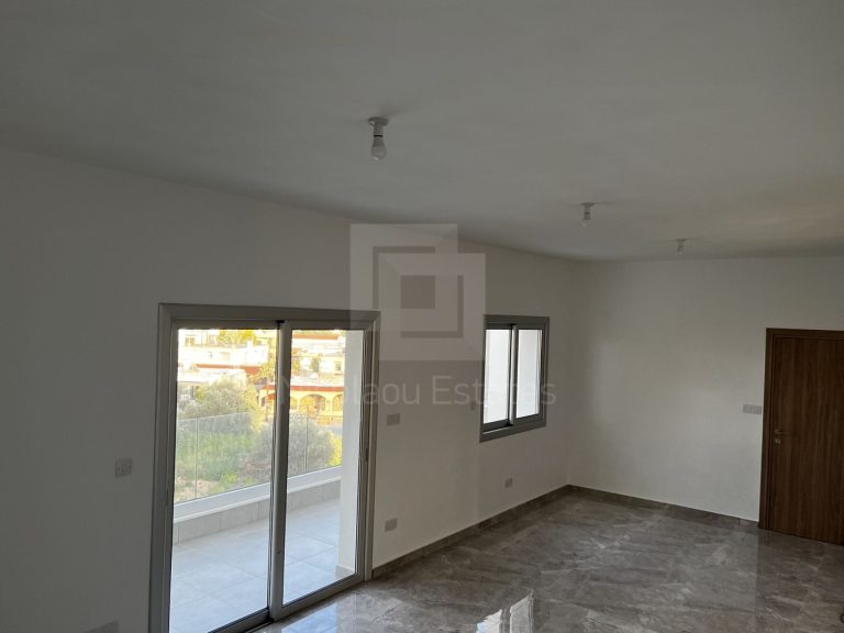 3 Bedroom Apartment for Sale in Kato Polemidia, Limassol District