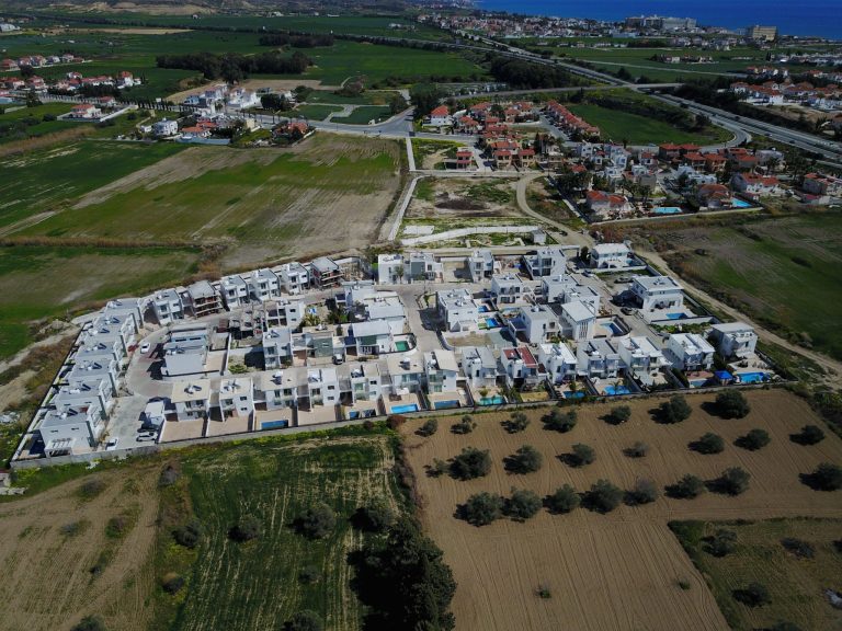 Cheap Houses and Villas for Sale Larnaca up to 300000 euro