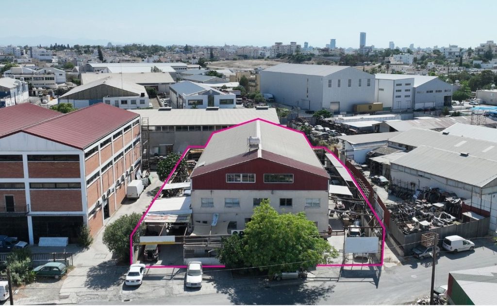 715m² Building for Sale in Nicosia