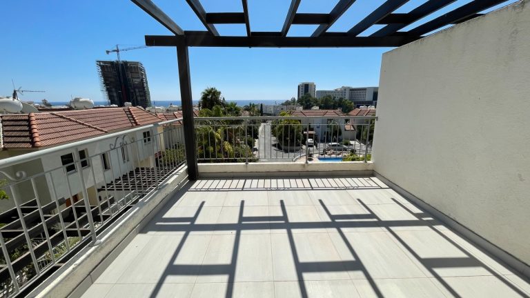 2 Bedroom Apartment for Sale in Agios Tychonas, Limassol District