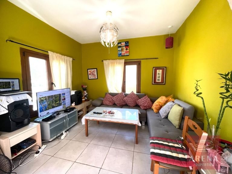 3 Bedroom House for Sale in Anglisides, Larnaca District