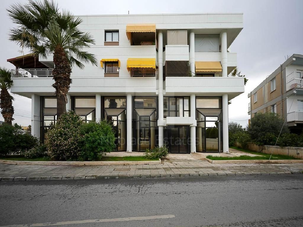 421m² Commercial for Sale in Strovolos, Nicosia District