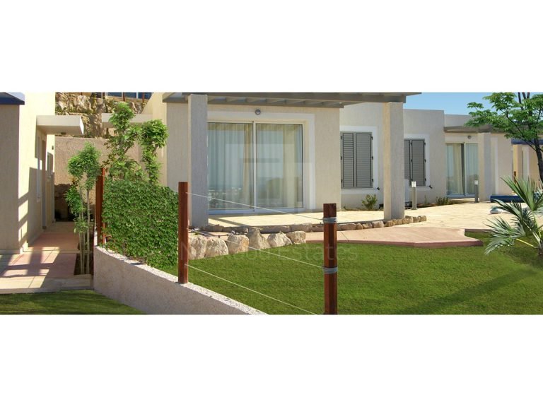 3 Bedroom House for Sale in Chlorakas, Paphos District