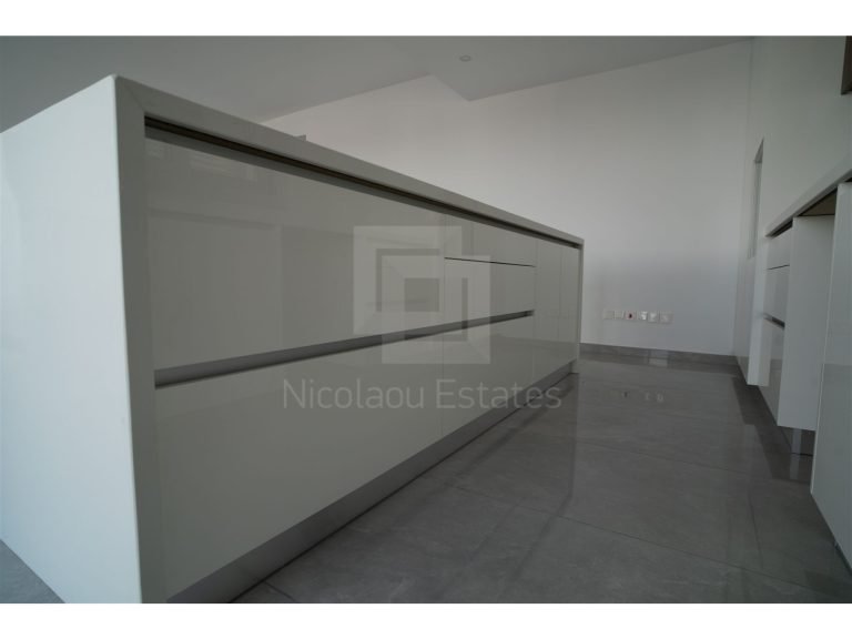 3 Bedroom Apartment for Sale in Strovolos, Nicosia District