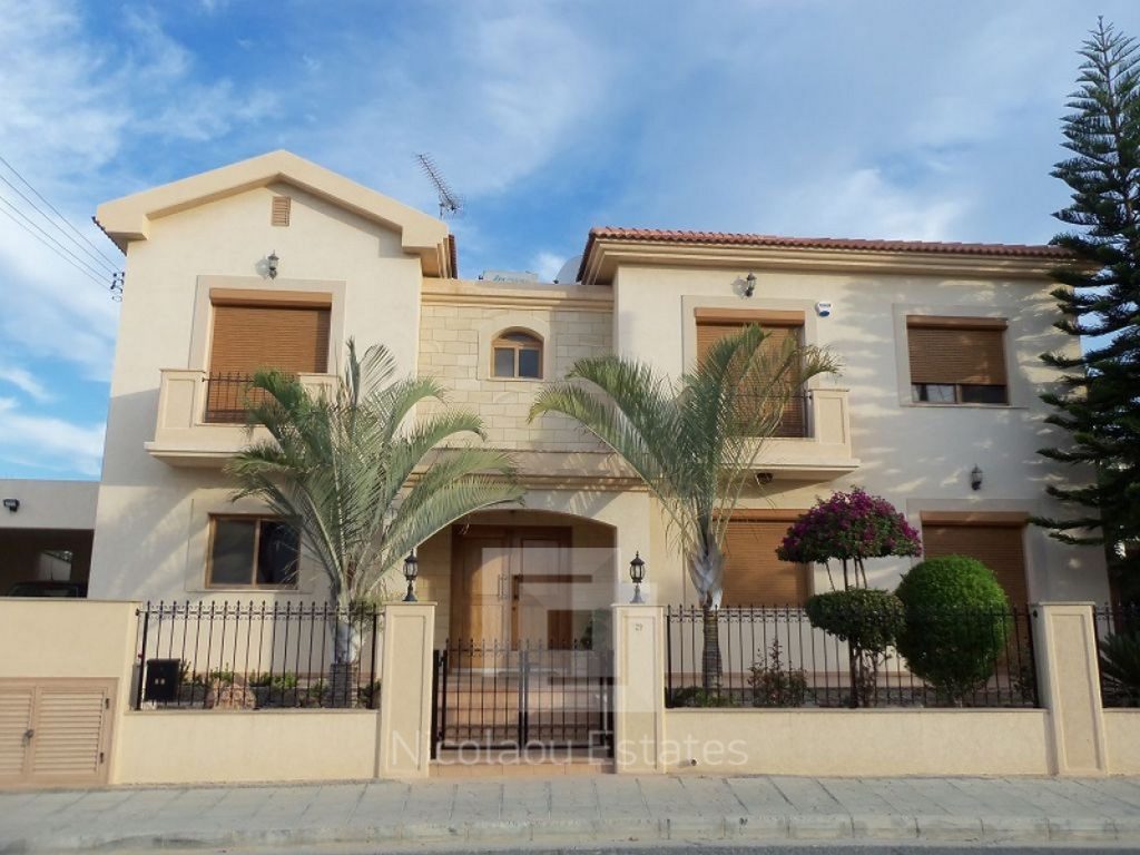 4 Bedroom House for Sale in Limassol – Ekali