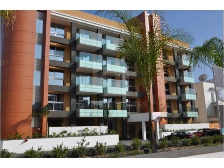 3 Bedroom Apartment for Sale in Agios Tychonas, Limassol District