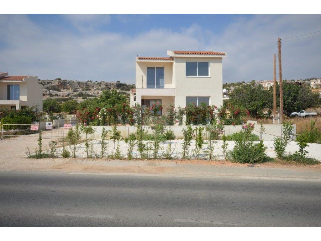 3 Bedroom House for Sale in Coral Bay, Paphos District