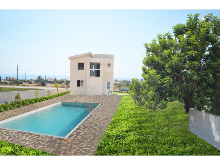 3 Bedroom House for Sale in Coral Bay, Paphos District