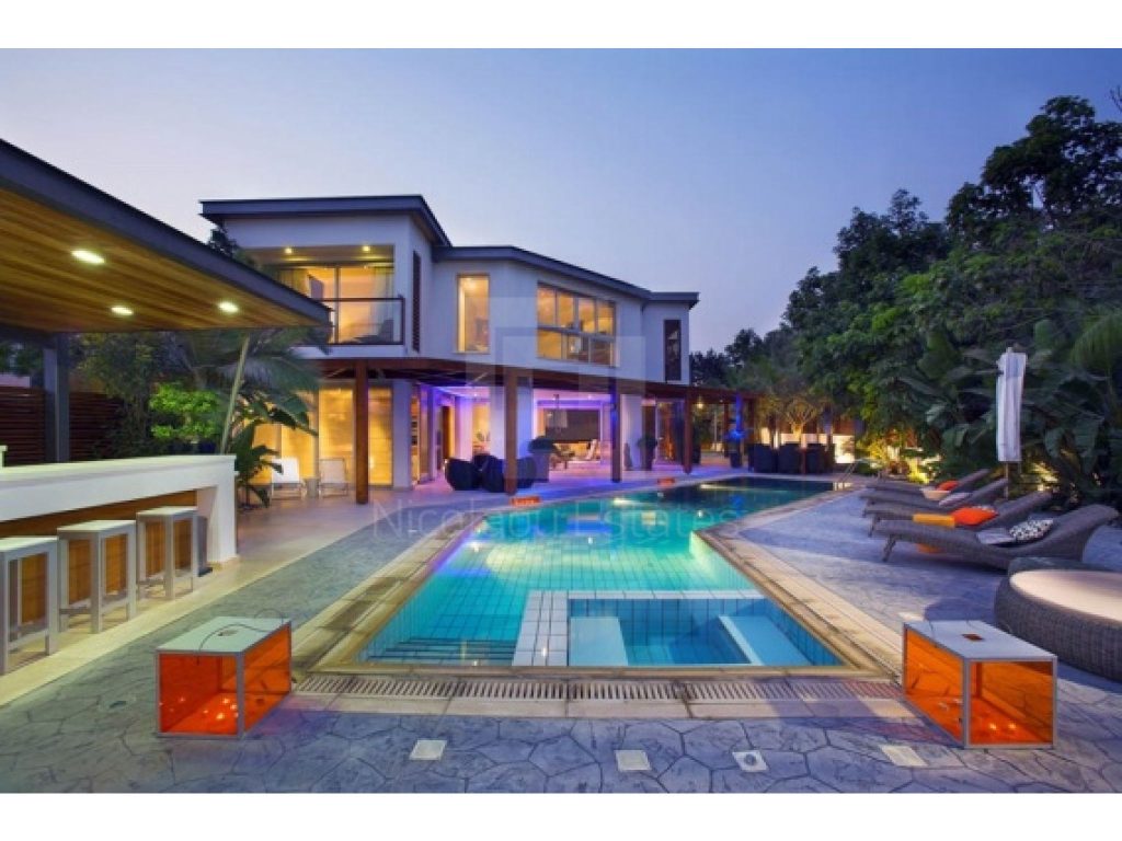 3 Bedroom House for Sale in Parekklisia, Limassol District