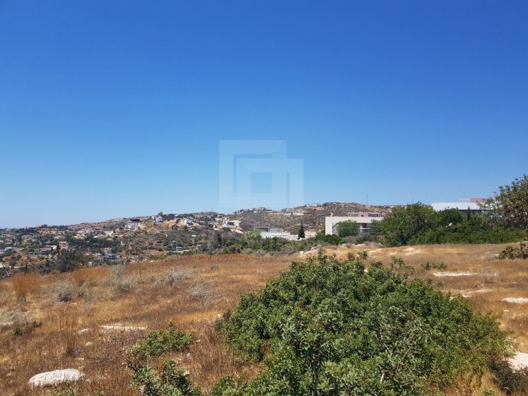 843m² Plot for Sale in Agios Tychonas, Limassol District