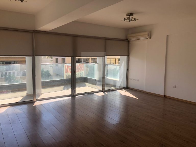 65m² Office for Rent in Nicosia District