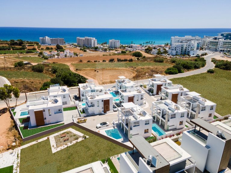 Cheap Houses and Villas for Sale Famagusta up to 900000 euro