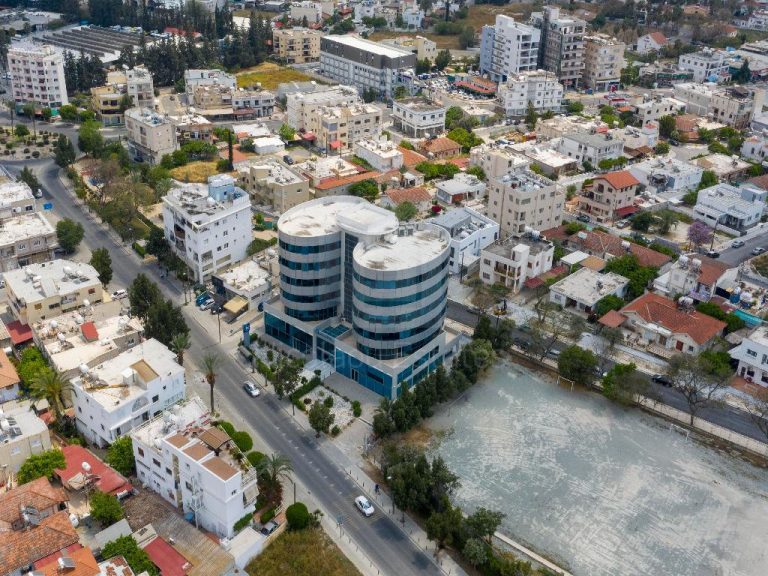 3650m² Building for Sale in Nicosia – Kaimakli