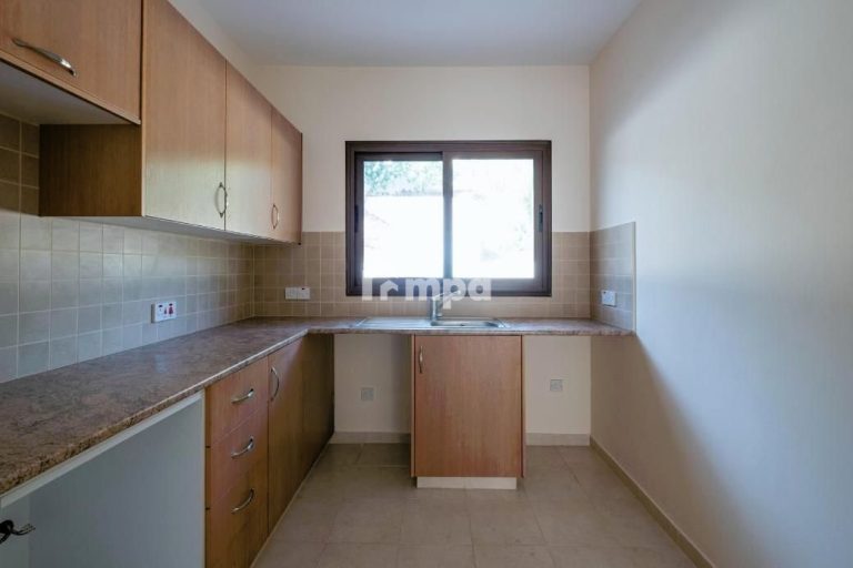 2 Bedroom House for Sale in Peyia, Paphos District