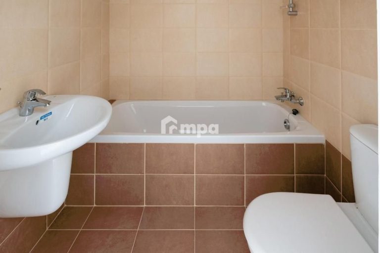 2 Bedroom House for Sale in Peyia, Paphos District