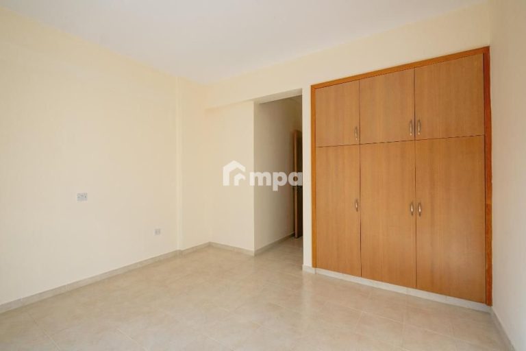 Cheap Houses and Villas for Sale Paphos up to 200000 euro