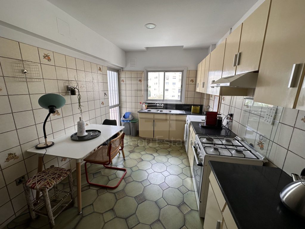 3 Bedroom Apartment for Sale in Agioi Omologites, Nicosia District